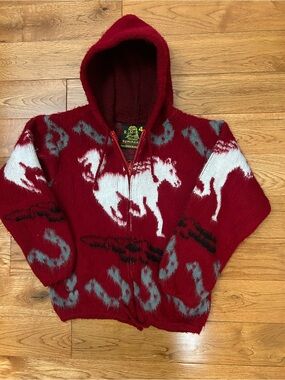 Tejidos Rumiñahui Kids Size 4 Horse Horseshoe Hooded Zip Sweater Red